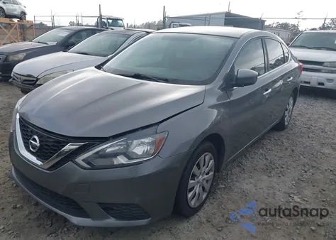 2017 Nissan Sentra S z USA, uszkodzony, nr VIN 3N1AB7APXHY395232
